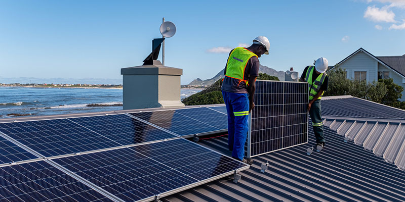 How Can You Benefit from a Solar-Powered Home?